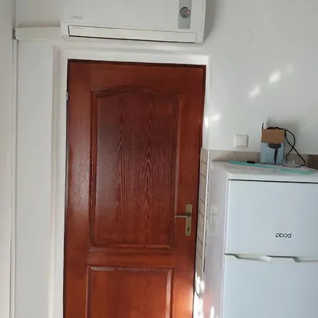 شقة M *